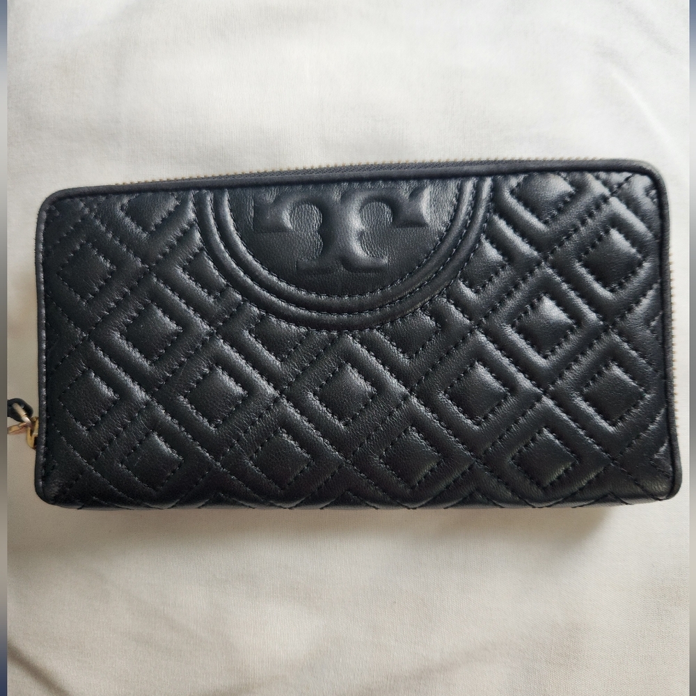 Tory Burch Black Flemming Quilted Continental Wallet - Lambskin
